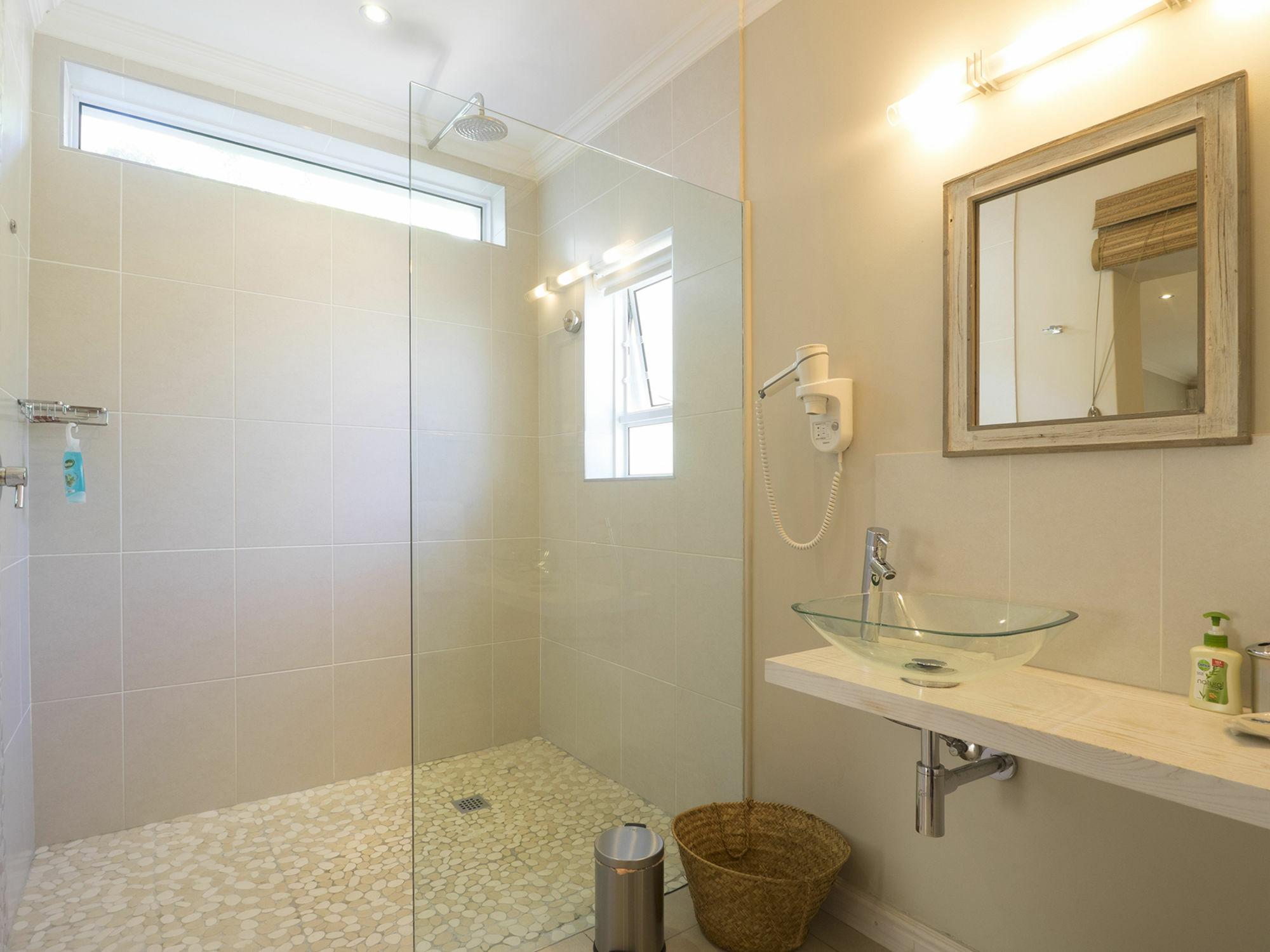 Bahari Beach House Plettenberg Bay Dış mekan fotoğraf